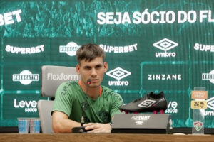 Lavega, atacante do Fluminense